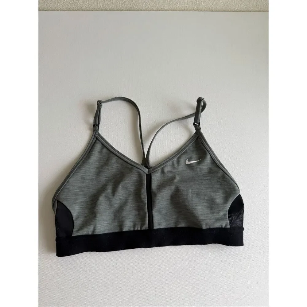 Nike Women's Indy V-Neck Dri-FIT Light Support Sports Bra CZ4456-084 Medium